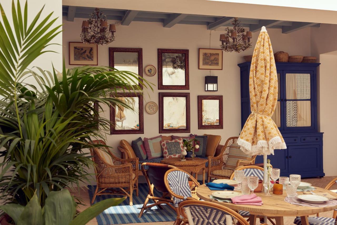 Hotel Cristine Bedfor Mahon Exterior foto