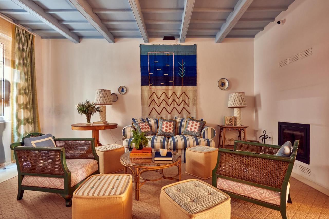 Hotel Cristine Bedfor Mahon Exterior foto